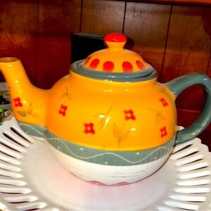 Teapot